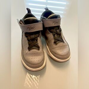 Nike Jordan Kids Gray Sneakers